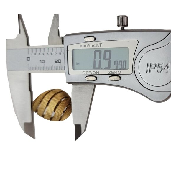 Trifari Crown Over T Gold Tone Egg-Shaped Clip On Earrings, Signed K132 - Picture 8 of 9